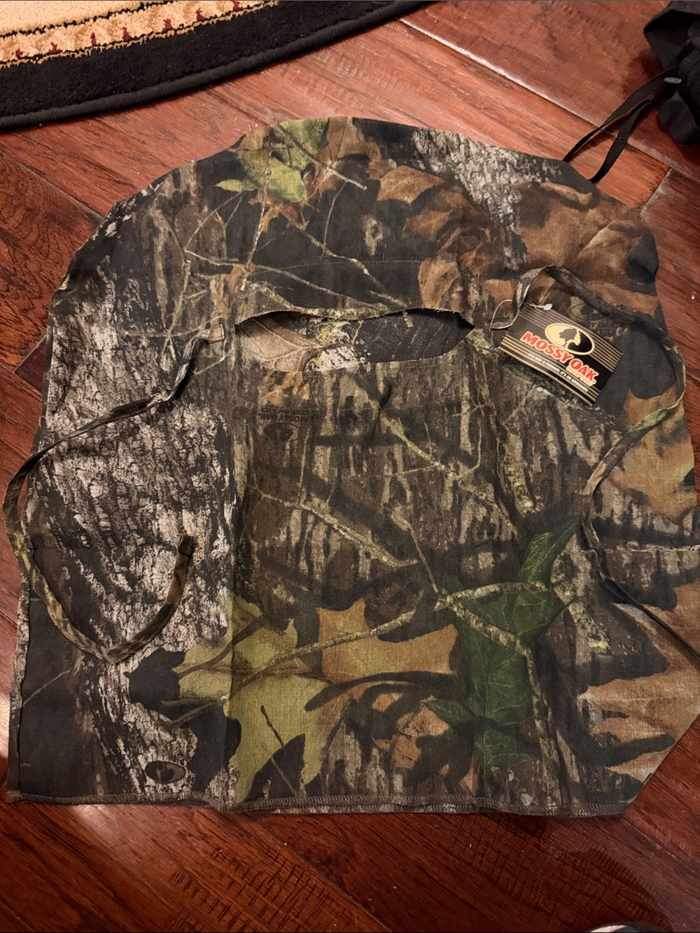 Mossy Oak Men’s Camo Hooded Hunting Mask in Green and Brown